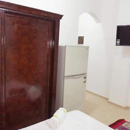 The Magic Of Luxor Private Studio Apartment On The Rooftop Exteriör bild